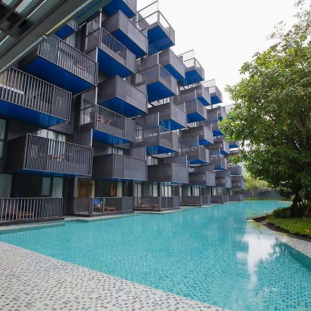 The Deck Condo Patong By Vip Luaran gambar