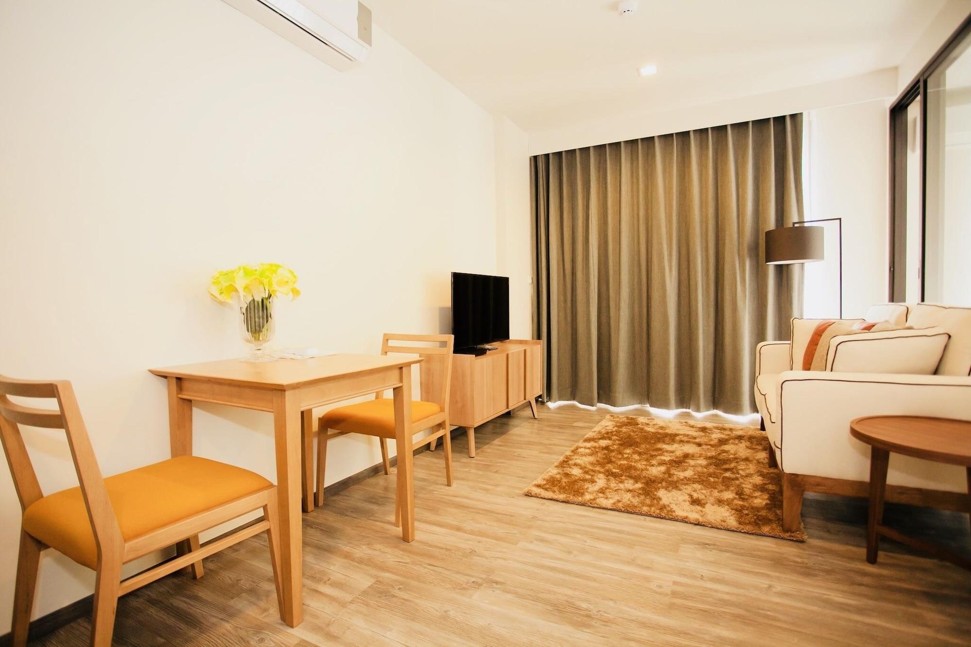 The Deck Condo Patong By Vip Luaran gambar