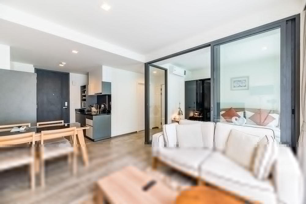 The Deck Condo Patong By Vip Luaran gambar