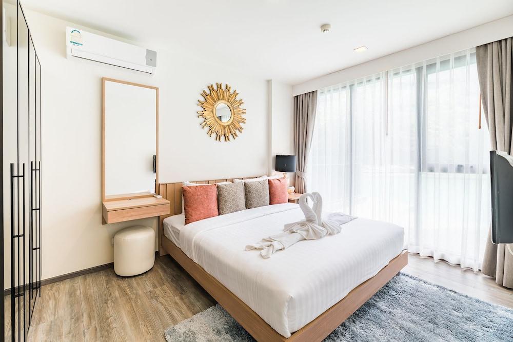 The Deck Condo Patong By Vip Luaran gambar