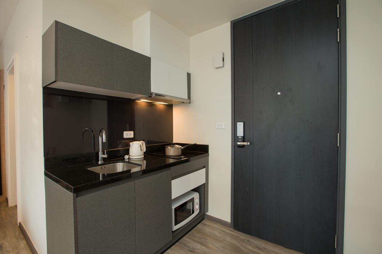 The Deck Condo Patong By Vip Luaran gambar