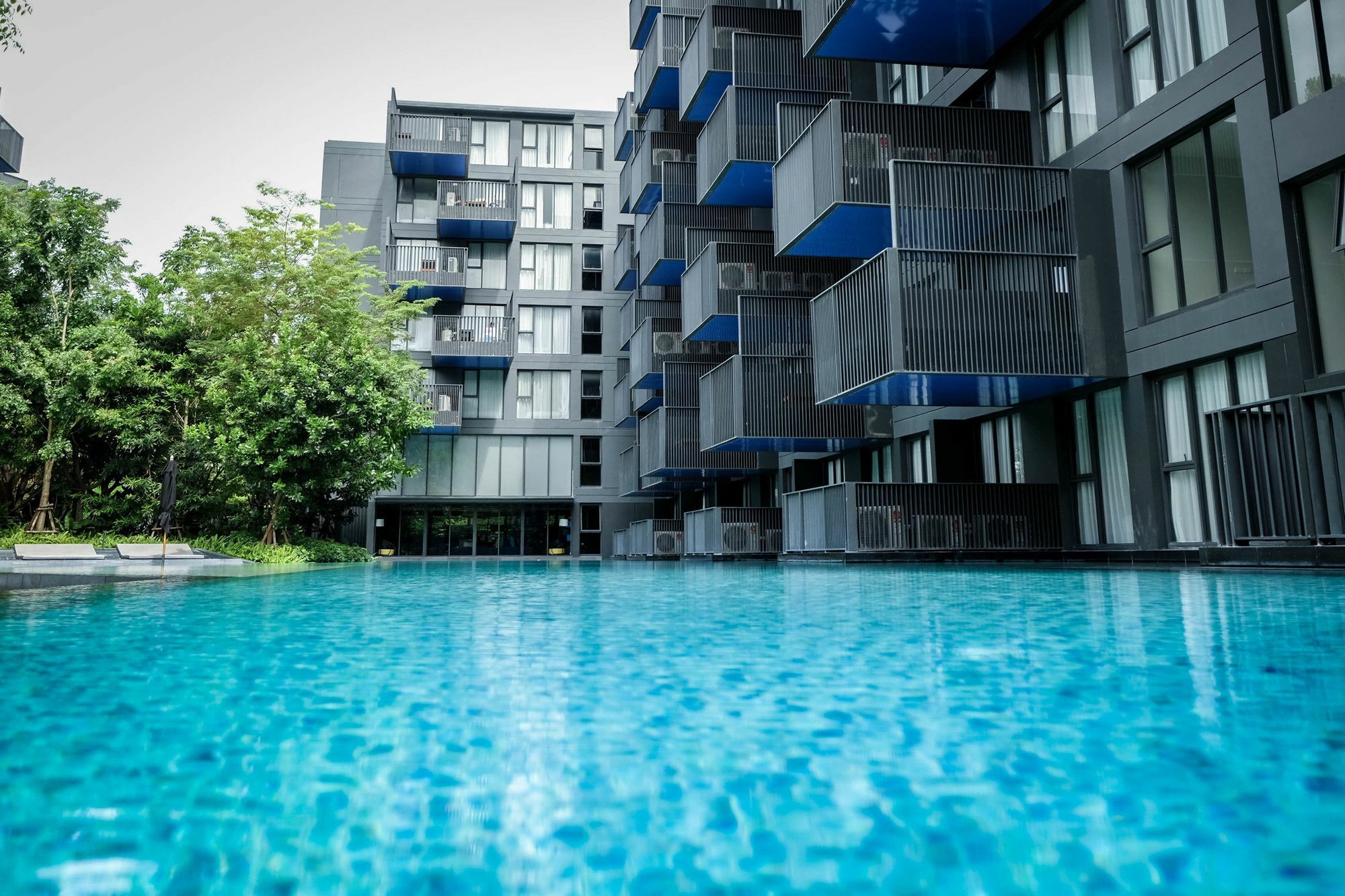 The Deck Condo Patong By Vip Luaran gambar